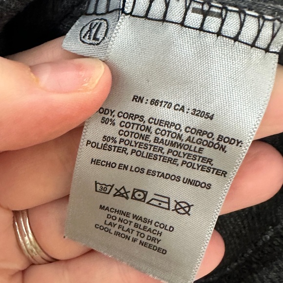 Aritzia TLA Women’s Sz XL Charcoal Gray Henley Tank Top Scoop Neck Button Front - Picture 4 of 5